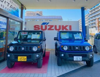 週末は右京店へ！